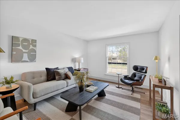 $435,000 | 11146 Crickett Hill Drive, St. Louis, MO 63146