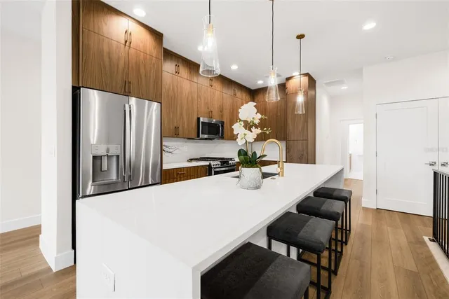 $809,000 | 8631 5th Street Street, St. Petersburg, FL 33702