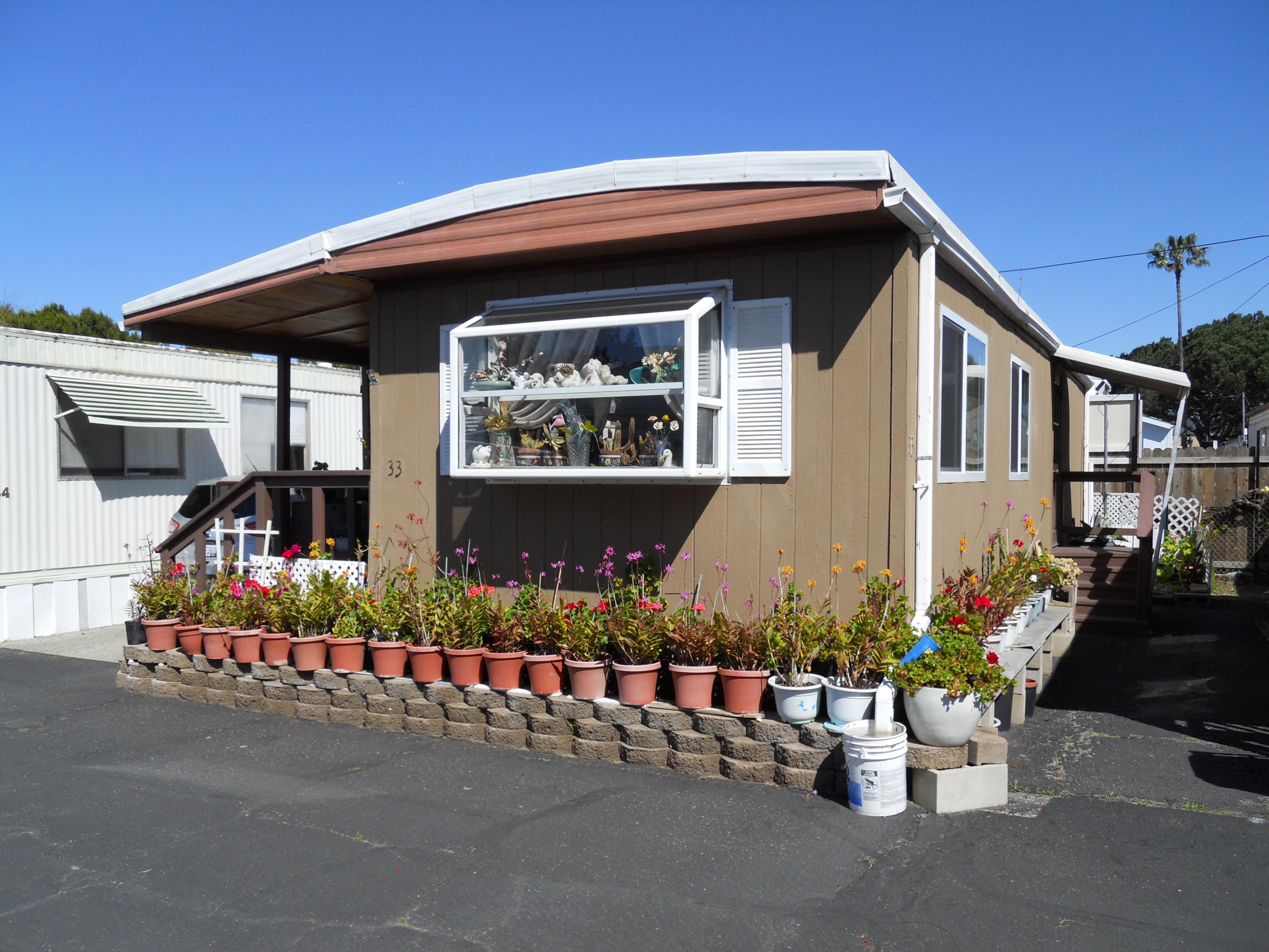 520 Pine Avenue, Unit 33 Goleta, CA 93117 - Photo 2 of 16 a front view of a house