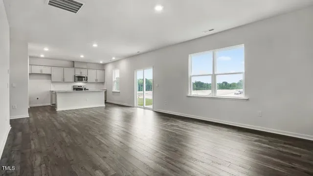 $439,940 | 824 Comice Pear Way, Willow Spring, NC 27592