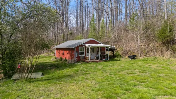 $325,000 | 1987 Bobo Hollow Road, Tullahoma, TN 37388