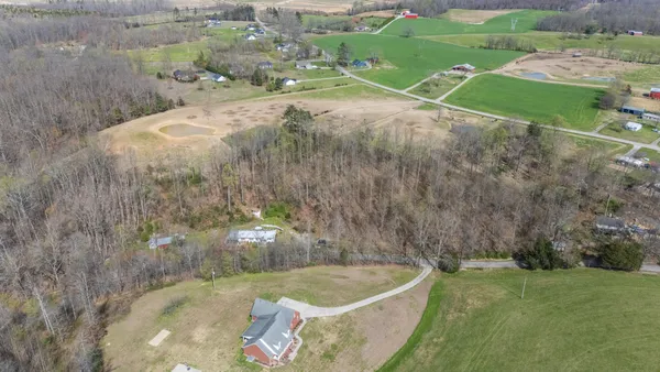 $325,000 | 1987 Bobo Hollow Road, Tullahoma, TN 37388