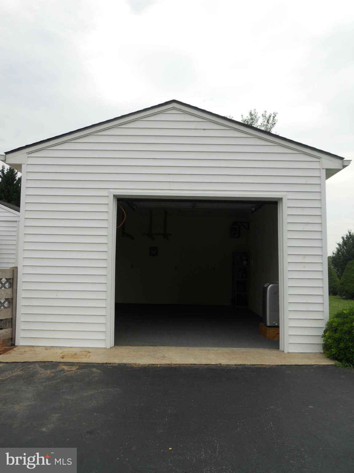 534 Quail Run Road Summit Point, WV 25446 - Photo 19 of 27 Exterior General