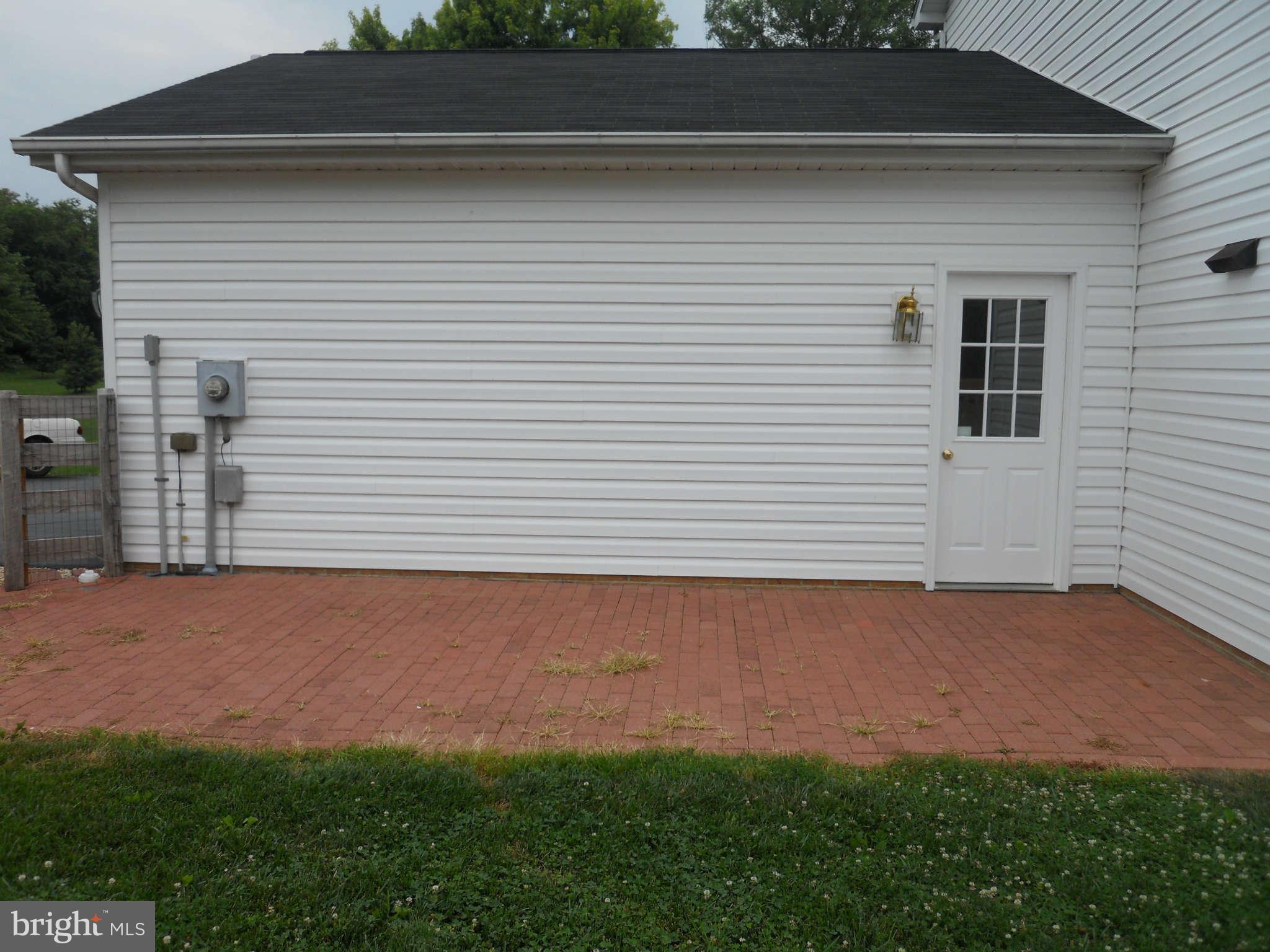 534 Quail Run Road Summit Point, WV 25446 - Photo 24 of 27 Exterior Rear