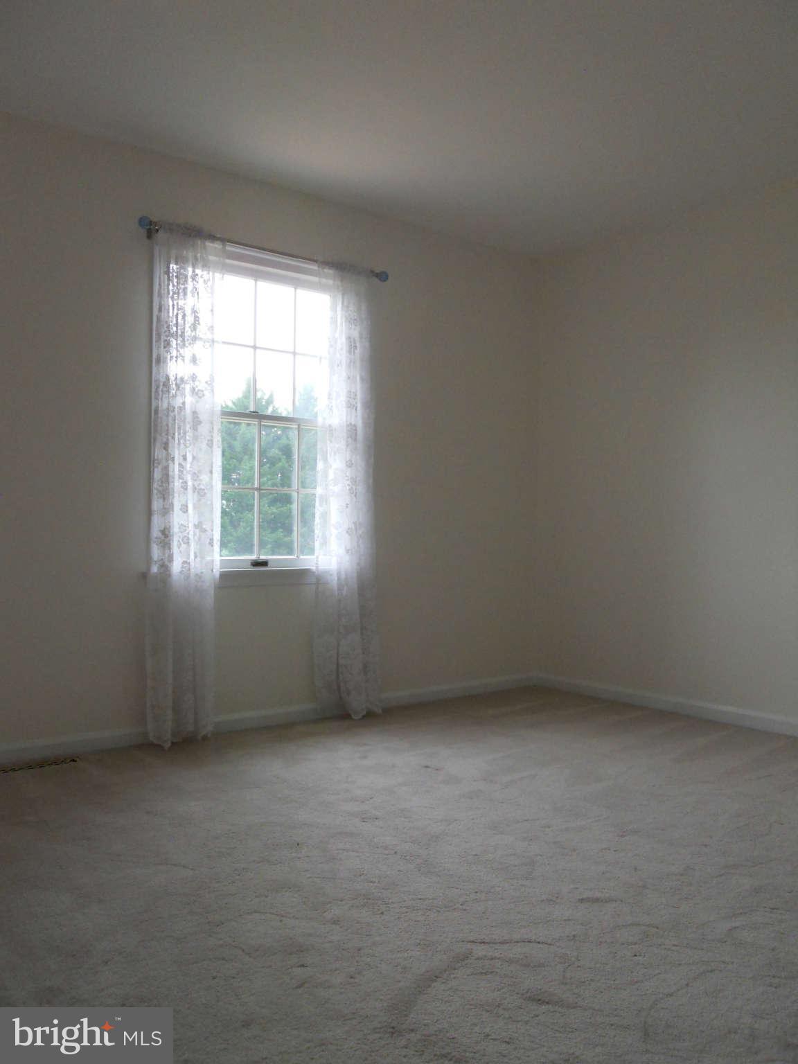 534 Quail Run Road Summit Point, WV 25446 - Photo 6 of 27 Bedroom
