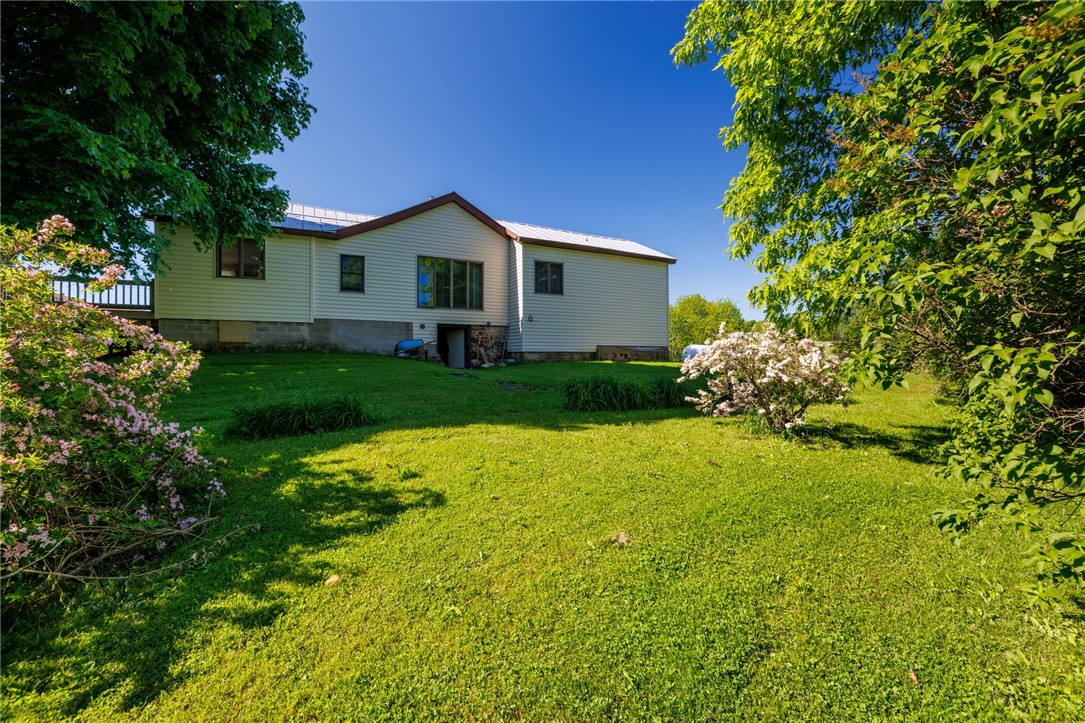 14081 Cramer Road Wolcott, NY 13143 - Photo 7 of 47