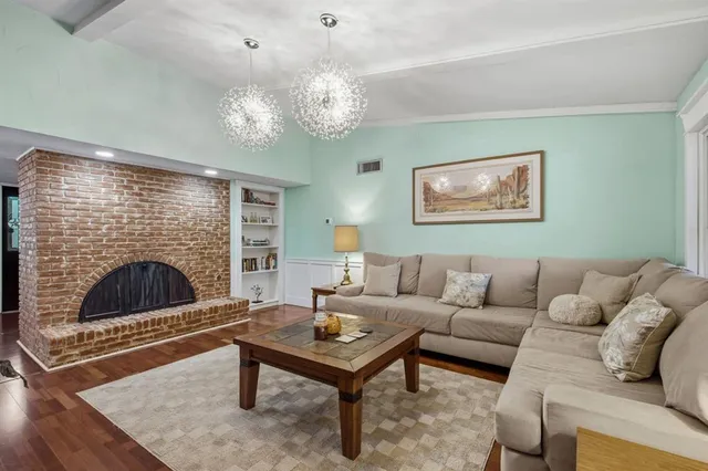 $575,000 | 7736 El Santo Lane, Dallas, TX 75248