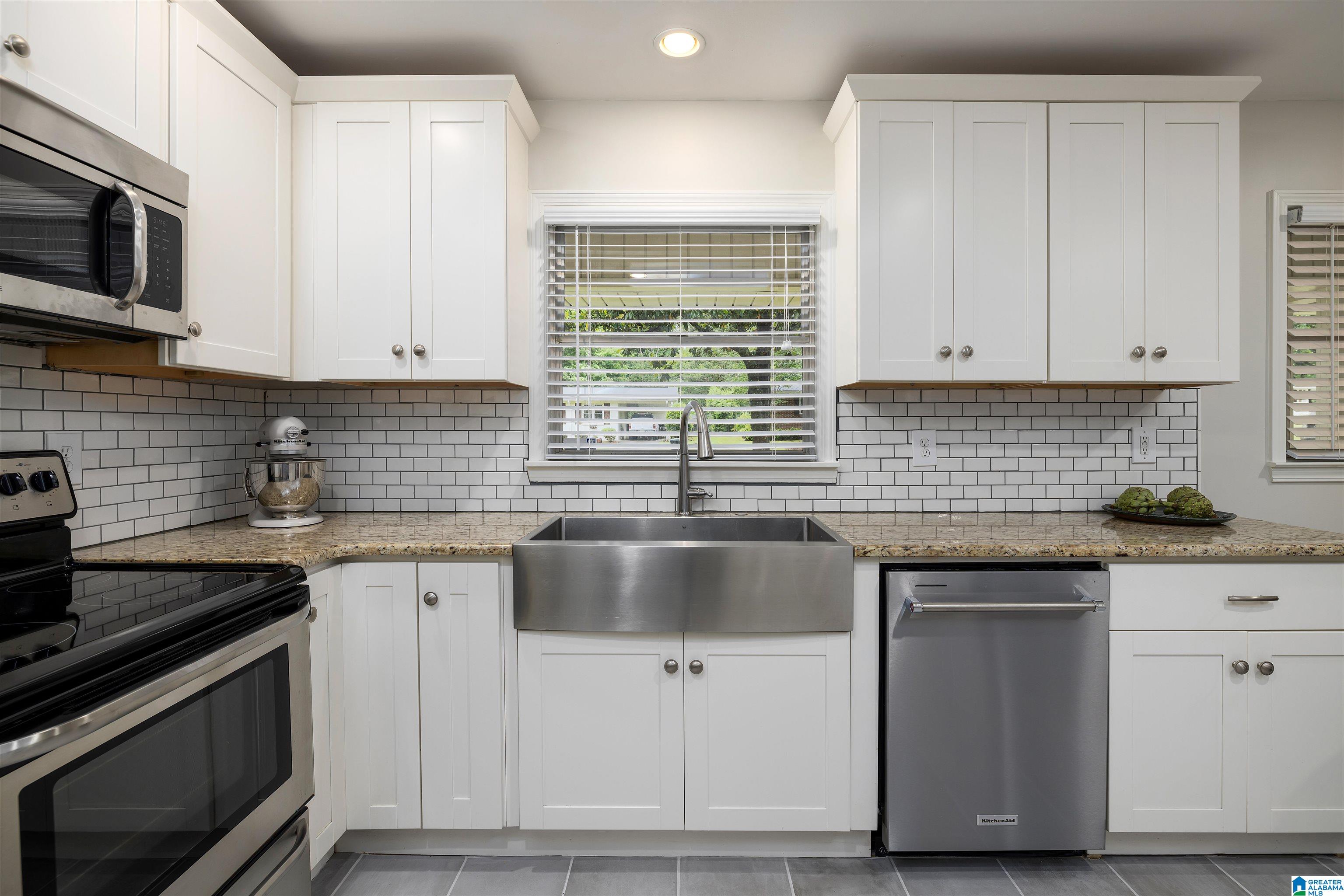 4361 Ruth Road Birmingham, AL 35213 - Photo 6 of 49