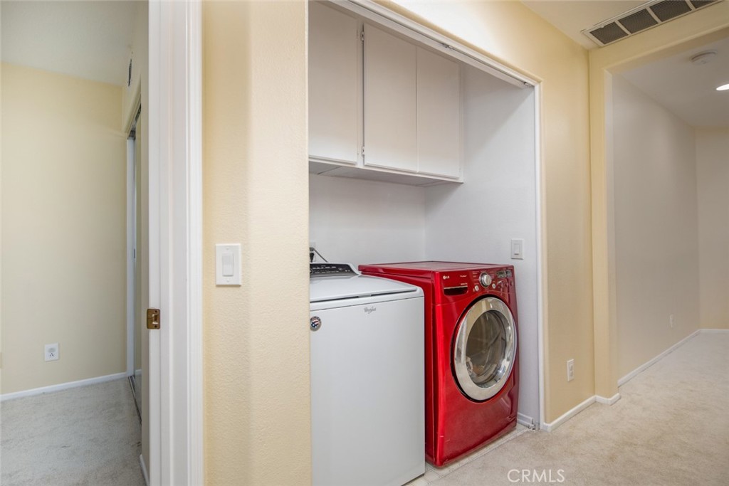 1 Quebec Aliso Viejo, CA 92656 - Photo 25 of 40 a utility room with dryer and washer