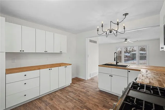 $310,000 | 3621 Northeast 49th Terrace, Kansas City, MO 64119