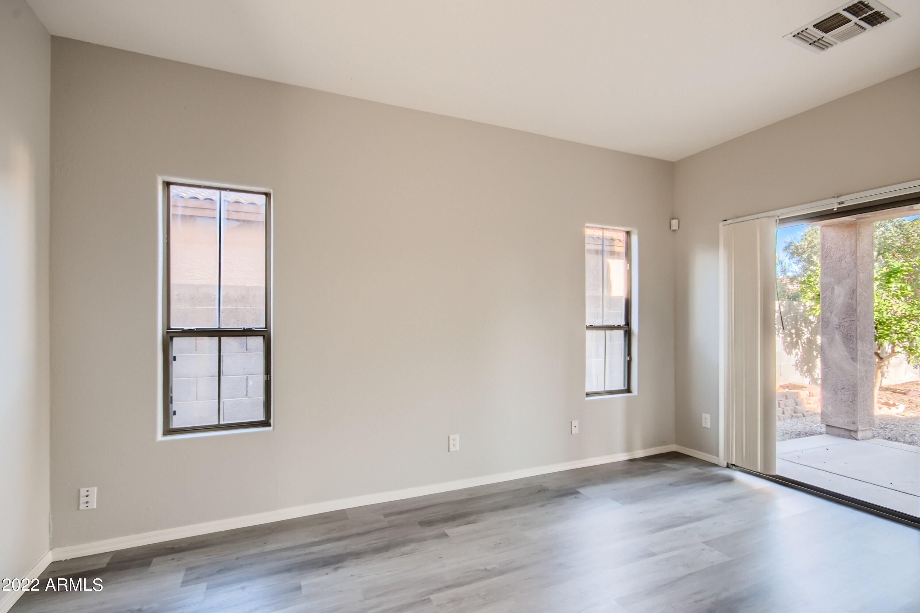 534 East Bartlett Way Chandler, AZ 85249 - Photo 16 of 26 18 Family Room