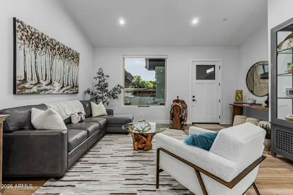 $1,249,000 | 4132 West Paradise Lane, Phoenix, AZ 85053