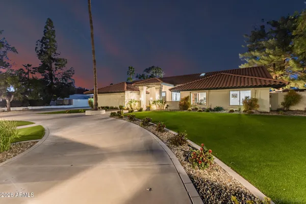 $1,249,000 | 4132 West Paradise Lane, Phoenix, AZ 85053