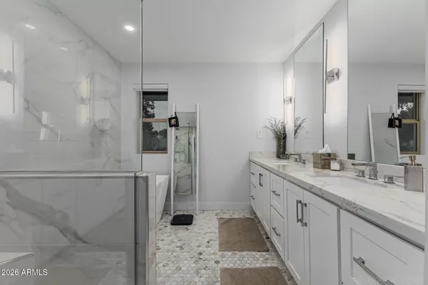 $1,249,000 | 4132 West Paradise Lane, Phoenix, AZ 85053