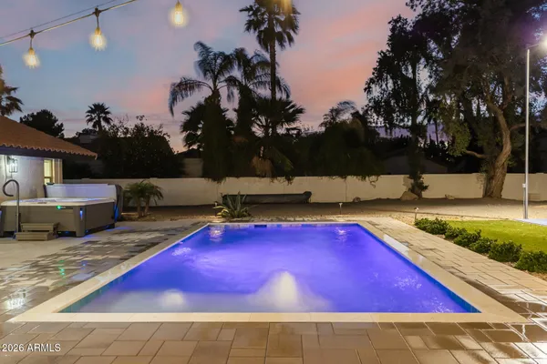 $1,249,000 | 4132 West Paradise Lane, Phoenix, AZ 85053