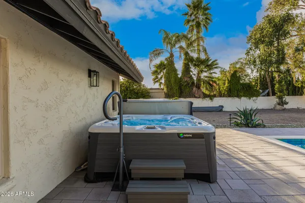 $1,249,000 | 4132 West Paradise Lane, Phoenix, AZ 85053