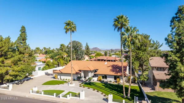 $1,249,000 | 4132 West Paradise Lane, Phoenix, AZ 85053