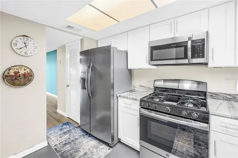 $230,000 | 1868 Shore Drive South, Unit 212, South Pasadena, FL 33707