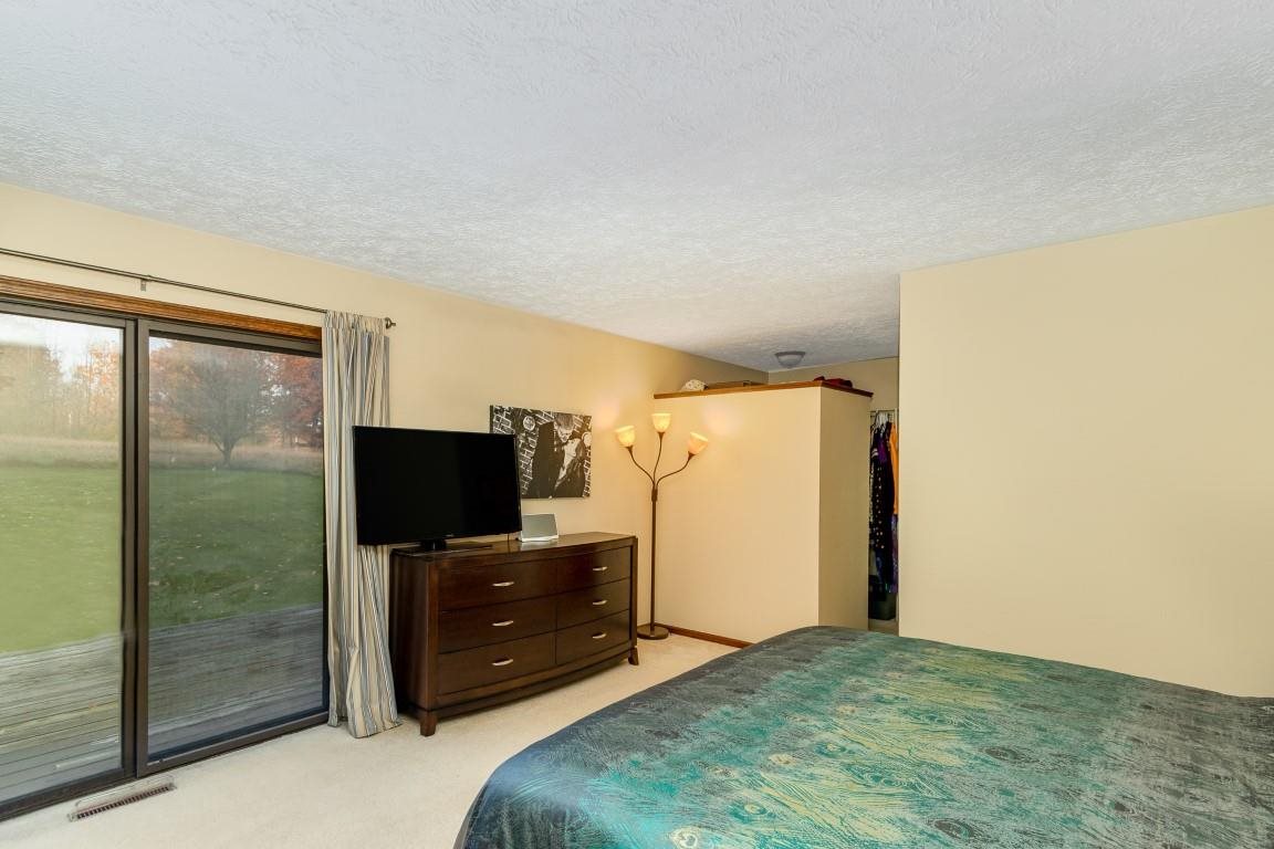 276 West Deerfield Road Mount Pleasant, MI 48858 - Photo 10 of 25 1894900-9.JPG