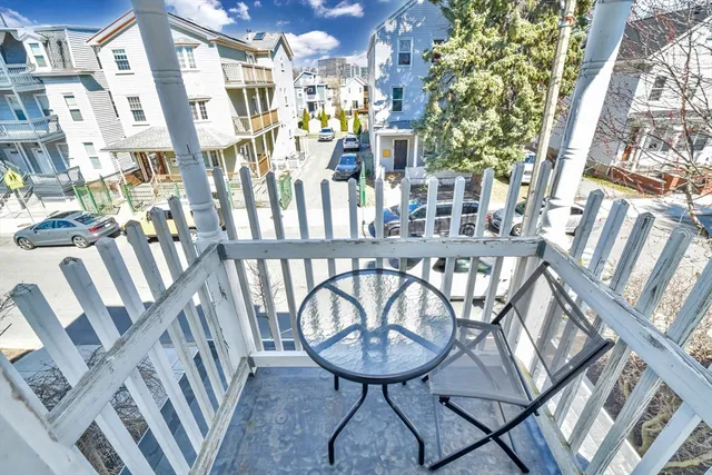 $2,700 | 88 Pearl Street, Unit 2, Somerville, MA 02145