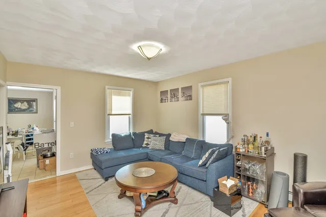 $2,700 | 88 Pearl Street, Unit 2, Somerville, MA 02145