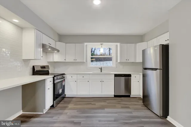 $359,900 | 185 Lindy Road, Seven Valleys, PA 17360