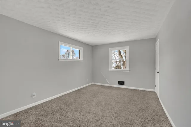 $359,900 | 185 Lindy Road, Seven Valleys, PA 17360