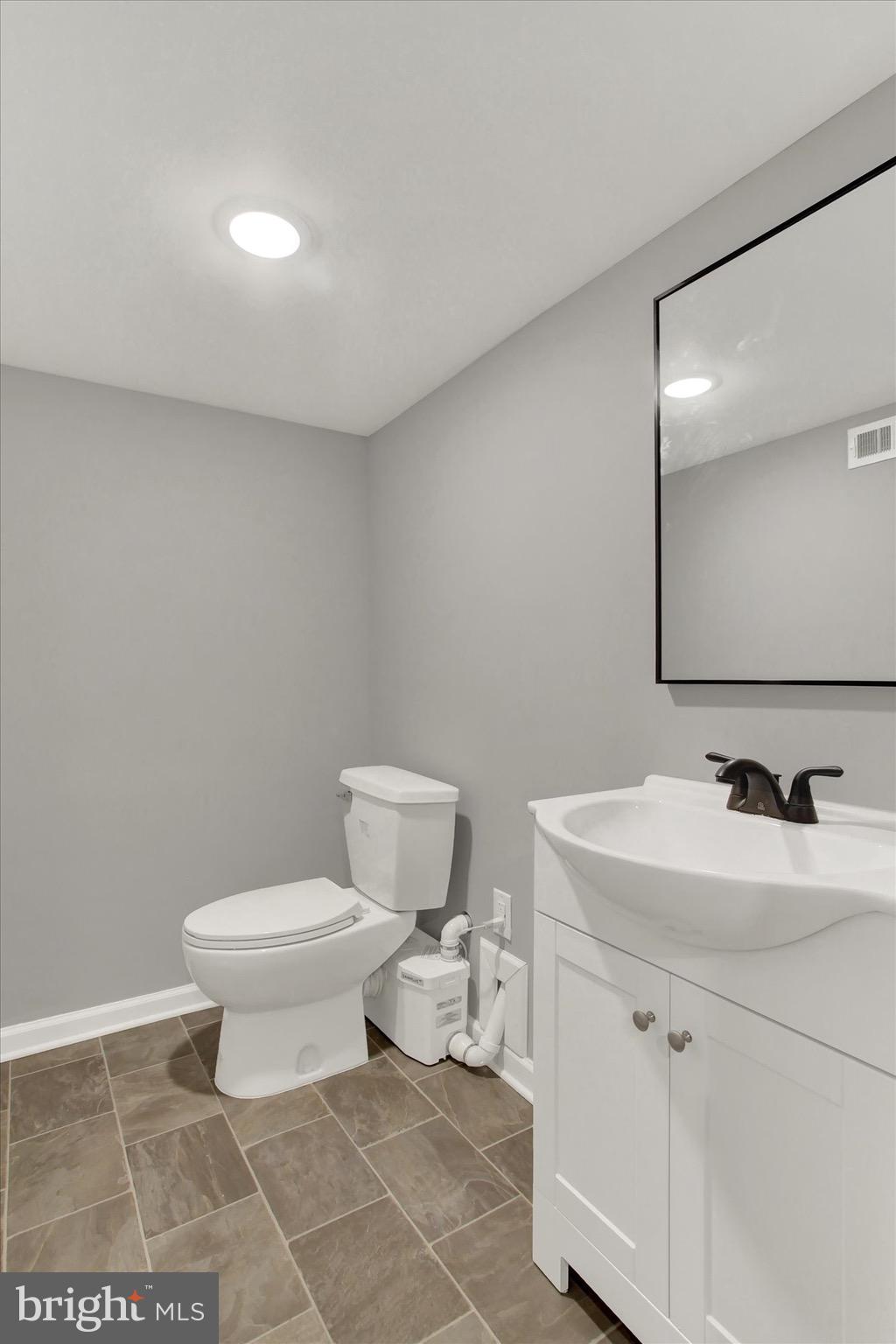 185 Lindy Road Seven Valleys, PA 17360 - Photo 19 of 35