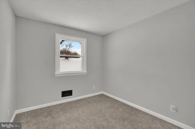 $359,900 | 185 Lindy Road, Seven Valleys, PA 17360