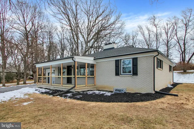 $359,900 | 185 Lindy Road, Seven Valleys, PA 17360