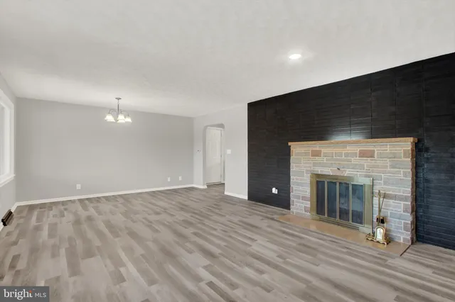 $359,900 | 185 Lindy Road, Seven Valleys, PA 17360