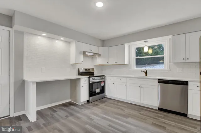 $359,900 | 185 Lindy Road, Seven Valleys, PA 17360