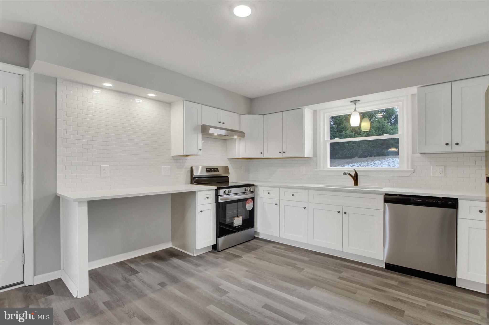 185 Lindy Road Seven Valleys, PA 17360 - Photo 8 of 35