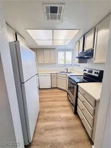 $1,155 | 506 North Wardelle Street, Unit C, Las Vegas, NV 89101