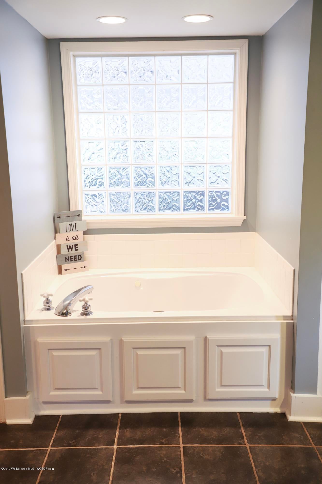 1503 East Ridgewood Road Jasper, AL 35504 - Photo 18 of 26 Gallery Image 18