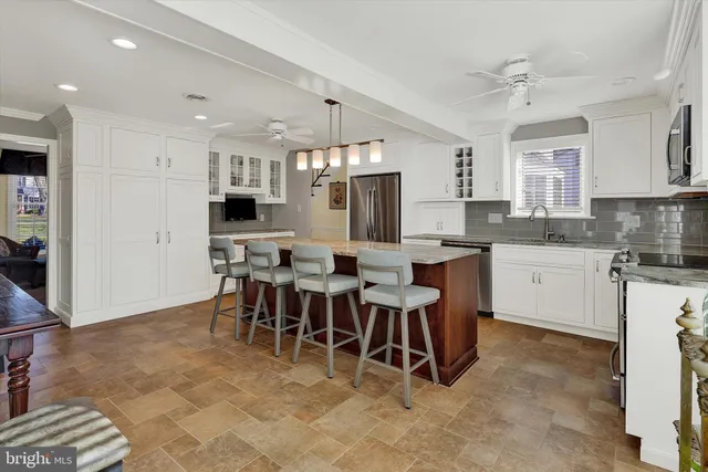 $839,000 | 510 Woodview Drive, Exton, PA 19341