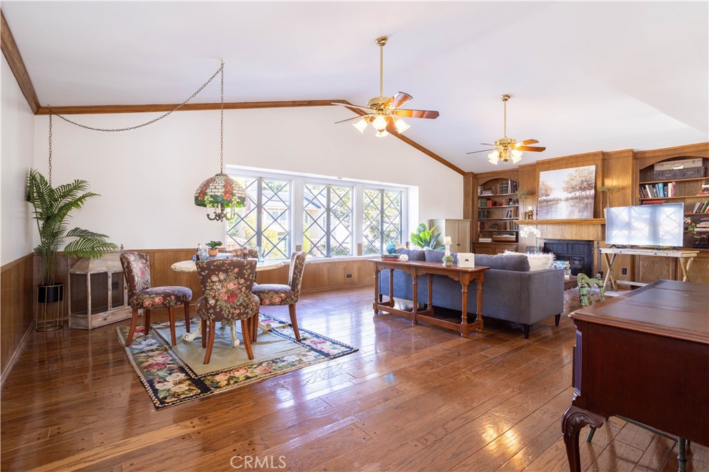 18924 Granada Circle Porter Ranch, CA 91326 - Photo 19 of 45 a living room with furniture and wooden floor