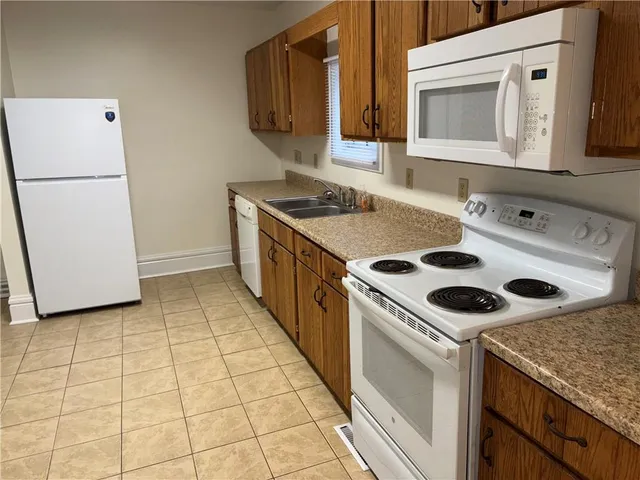 $1,050 | 316 South Washington Street, Unit A, Evans City, PA 16033