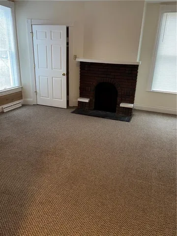 $1,050 | 316 South Washington Street, Unit A, Evans City, PA 16033