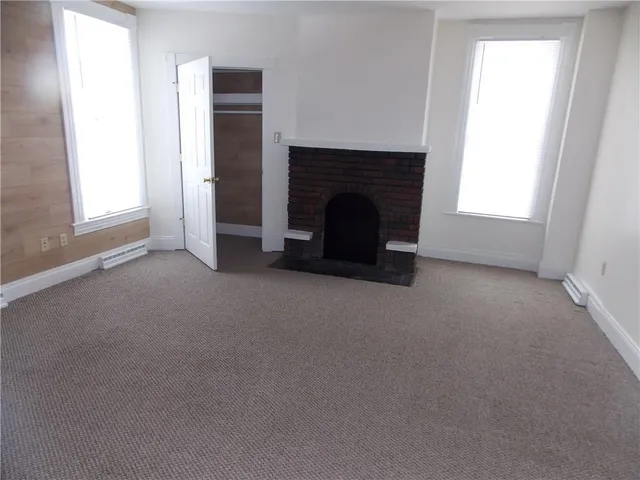 $1,050 | 316 South Washington Street, Unit A, Evans City, PA 16033