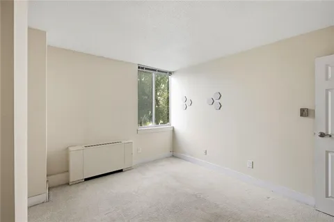 $145,000 | 600 East 8th Street, Unit 2K, Kansas City, MO 64106