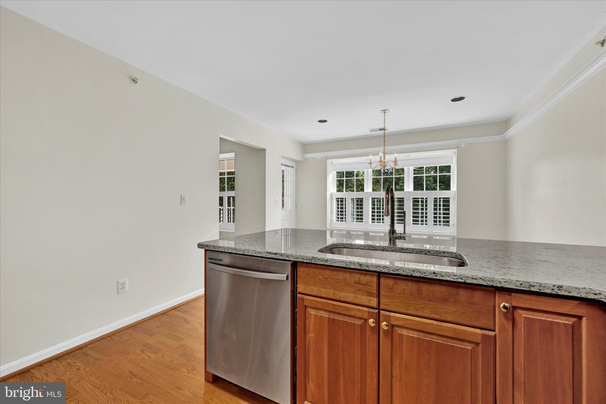 12350 Rosslare Ridge Road, Unit 304 Lutherville-Timonium, MD 21093 - Photo 9 of 27 A wonderful kitchen for entertaining....