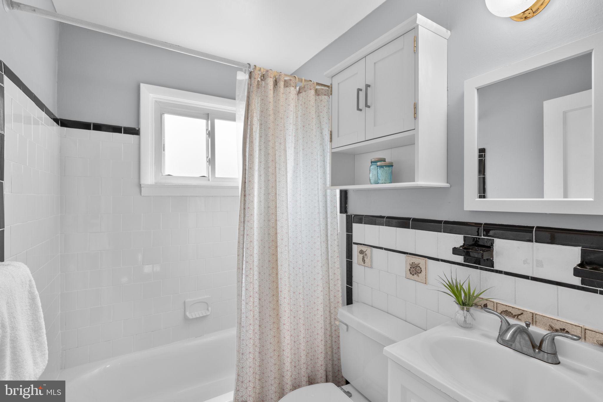 1057 Elm Road Halethorpe, MD 21227 - Photo 25 of 45 Full bathroom with tub/shower