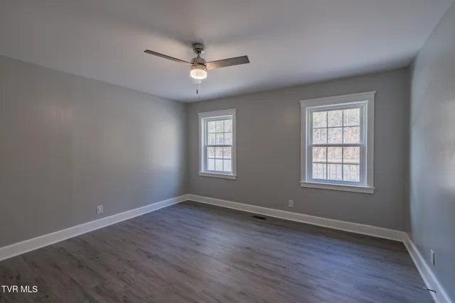 $825,000 | 194 Sparks Road, Johnson City, TN 37601