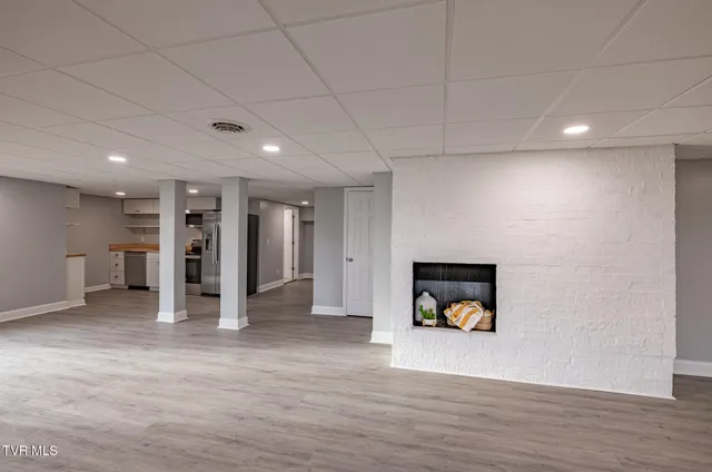 $825,000 | 194 Sparks Road, Johnson City, TN 37601