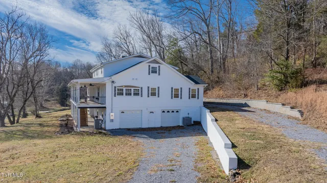 $825,000 | 194 Sparks Road, Johnson City, TN 37601