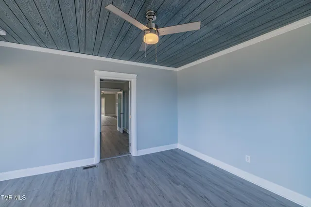 $825,000 | 194 Sparks Road, Johnson City, TN 37601