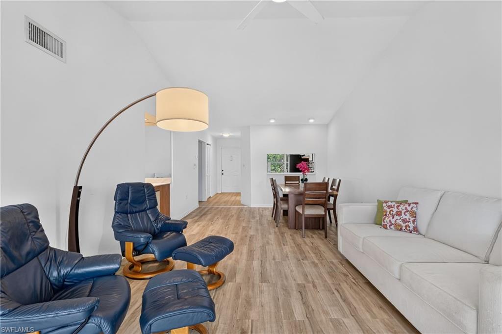 909 Augusta Boulevard, Unit 7 Naples, FL 34113 - Photo 5 of 40