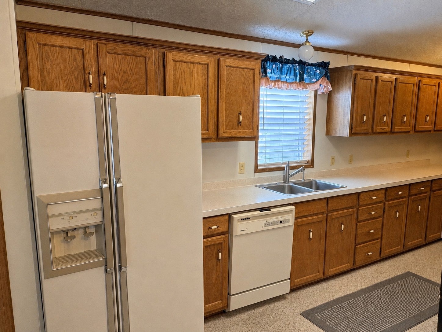 84 Edgewater Court Rhinelander, WI 54501 - Photo 4 of 11 Gallery Image 4