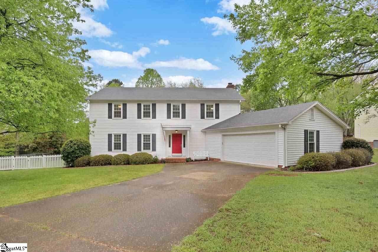 114 Pigeon Point Greenville, SC 29607 - Photo 1 of 36 Gallery Image 1